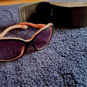 Prada Women's Sunglasses in Black and Pink